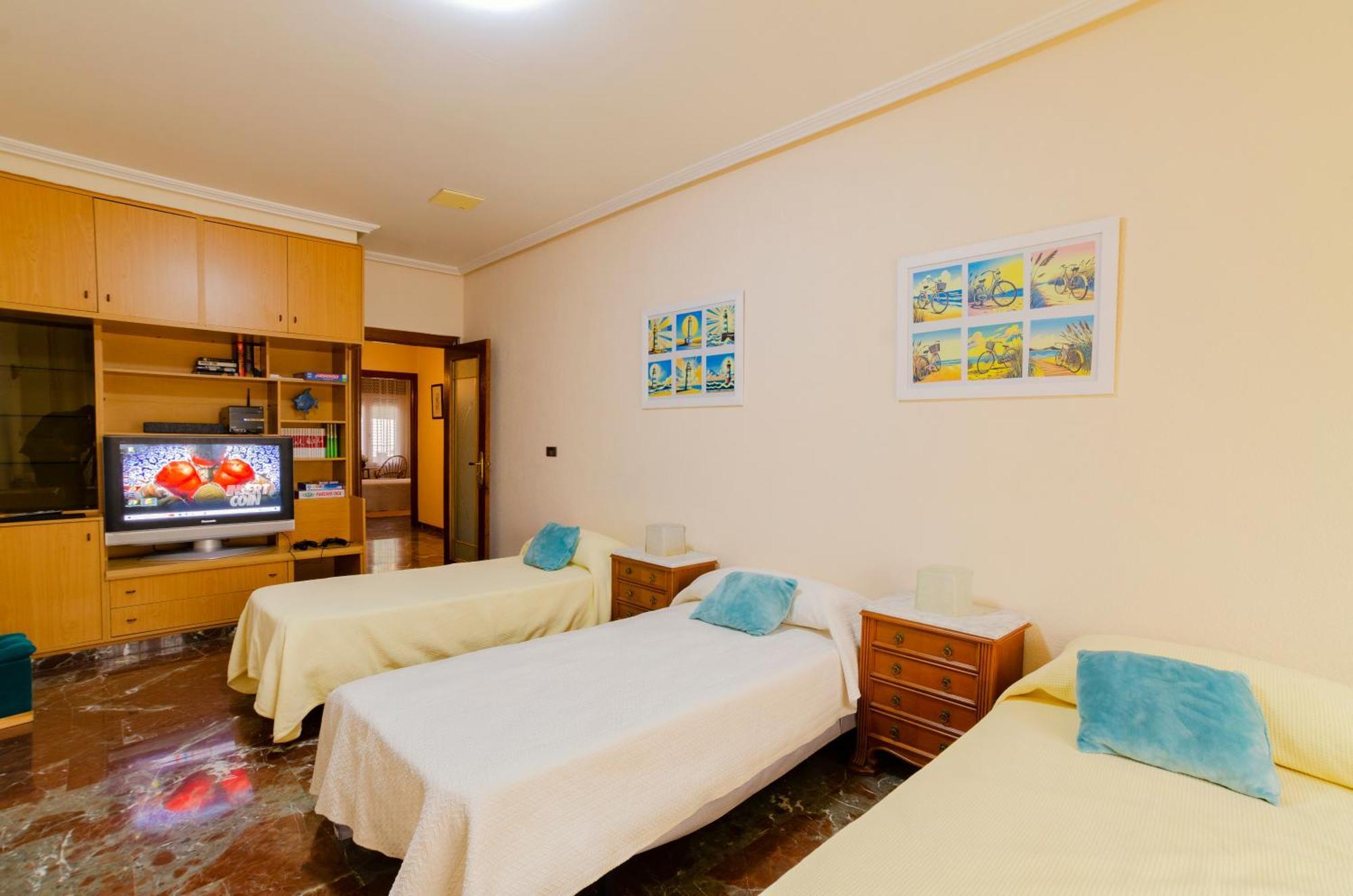 Villa Taala Con Terraza Los Nietos Bagian luar foto