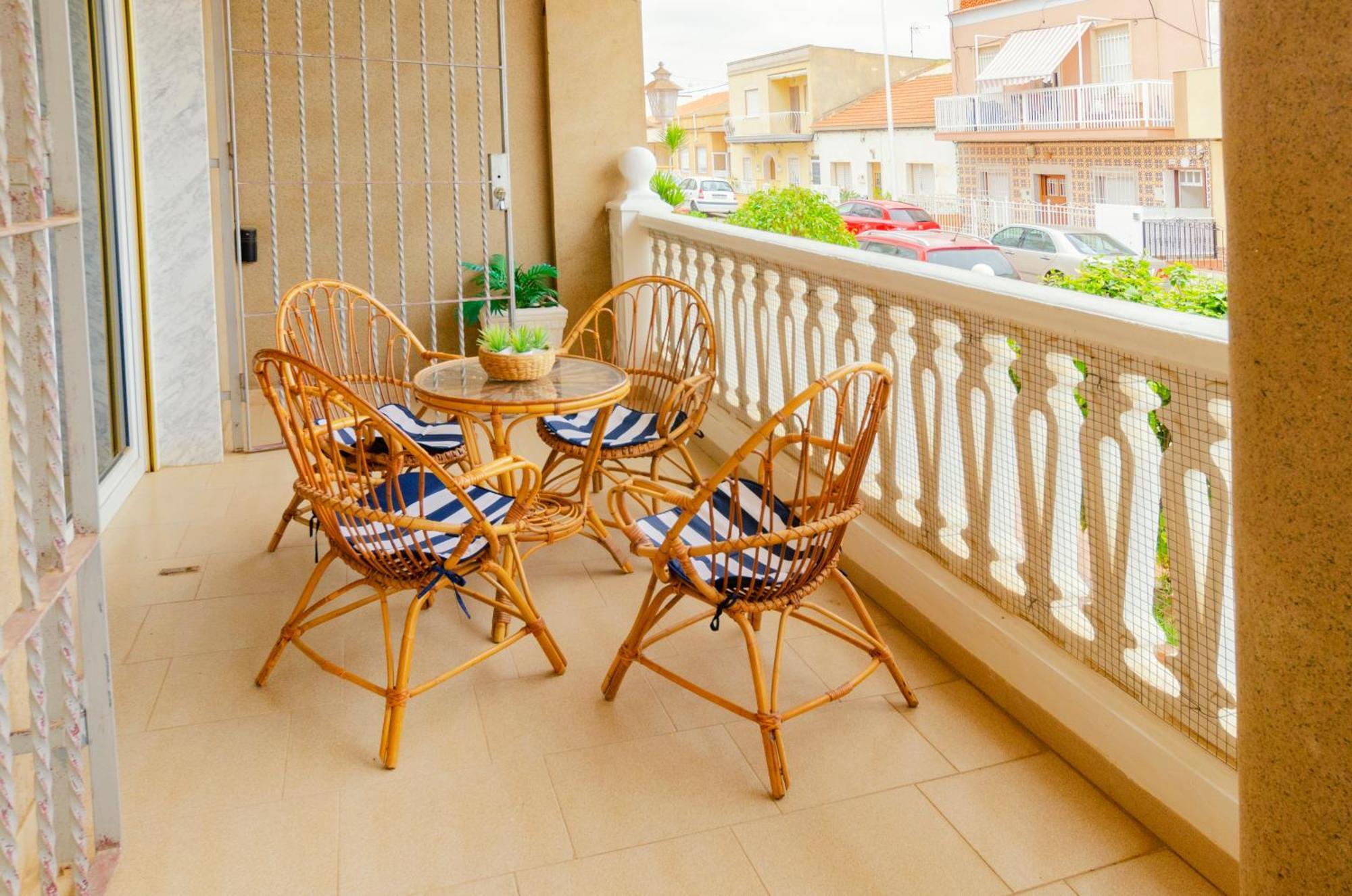 Villa Taala Con Terraza Los Nietos Bagian luar foto