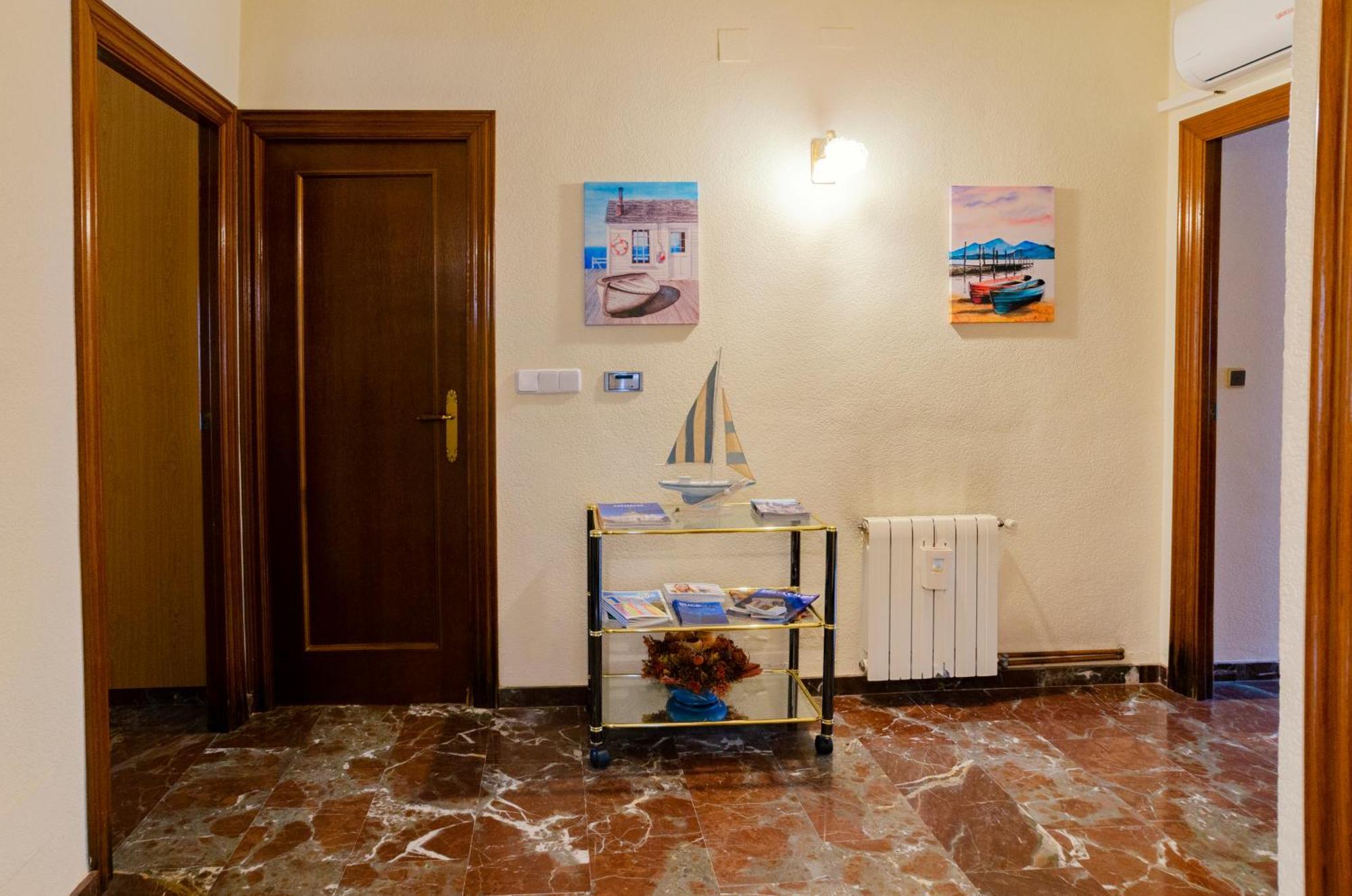 Villa Taala Con Terraza Los Nietos Bagian luar foto